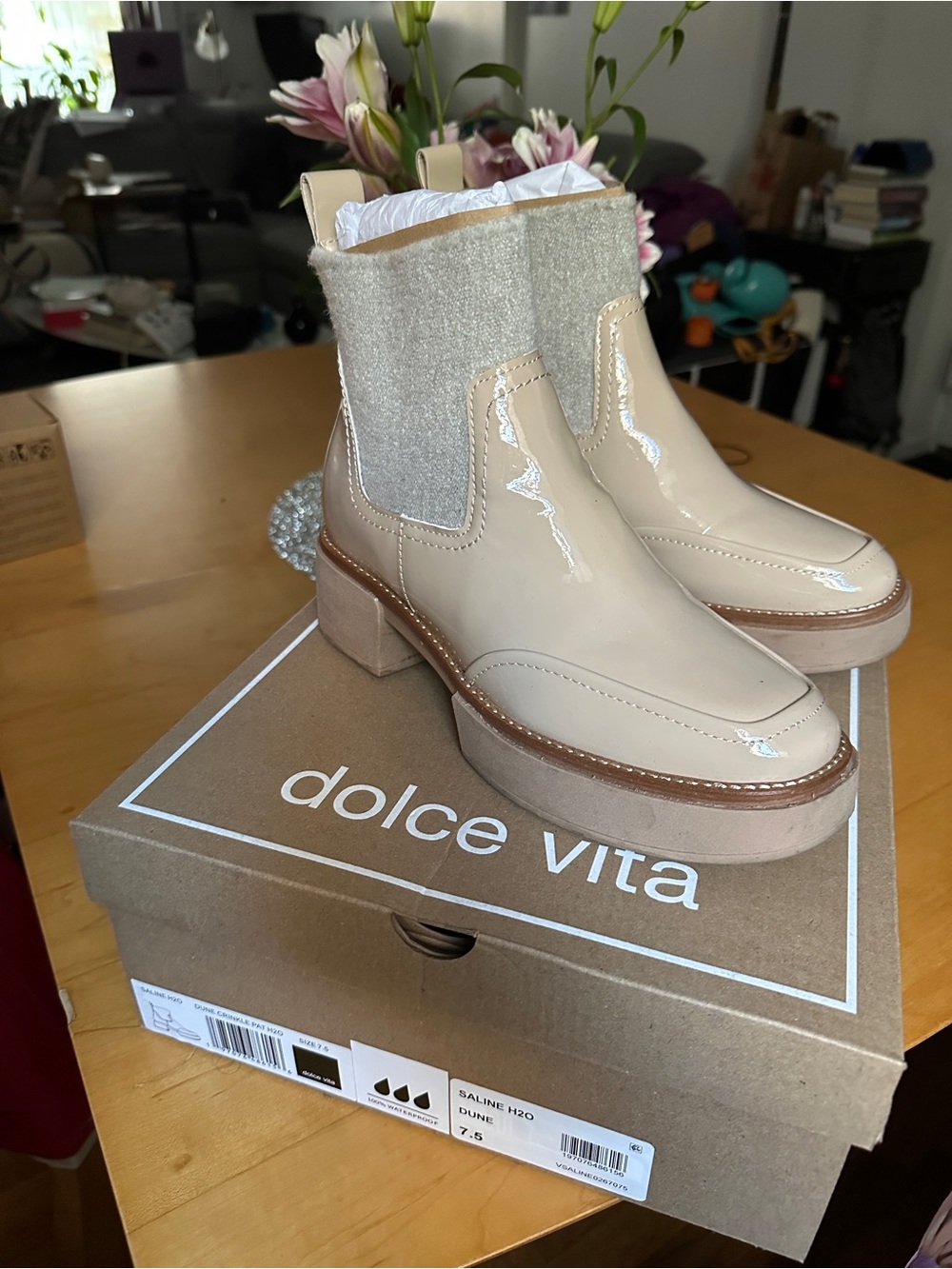 SUPER comfy Dolce Vita Patent & Knit Platform Ankle Boots - Picture 4 of 8